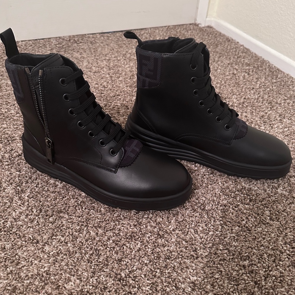 NWT!! Authentic Fendi C. Black Rifle Boots, Size 9.5 Men’s. - Picture 3 of 9